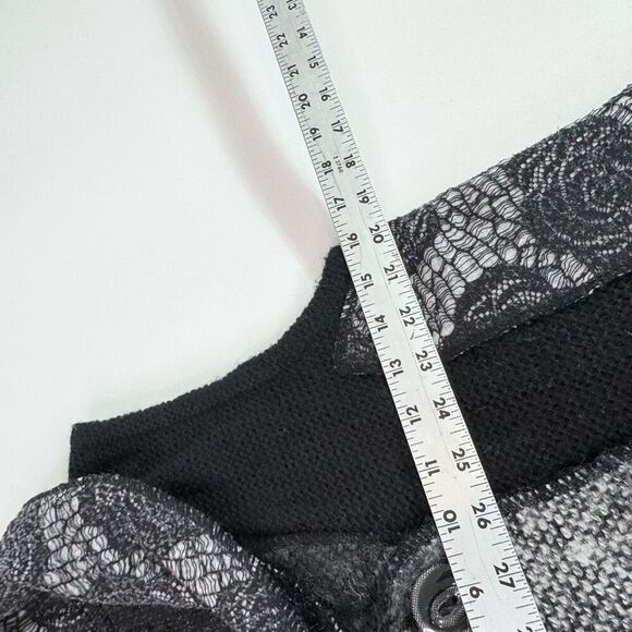 Metric Sweater Womens Small Black Floral Knitted Sleeveless Lagenlook Vest Wool - Picture 4 of 10